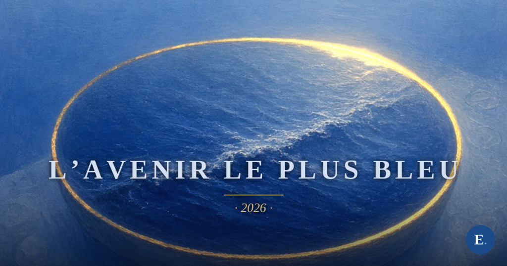 L'avenir le plus bleu - Emirelo - un grand plat contenant la mer, cercle d'or