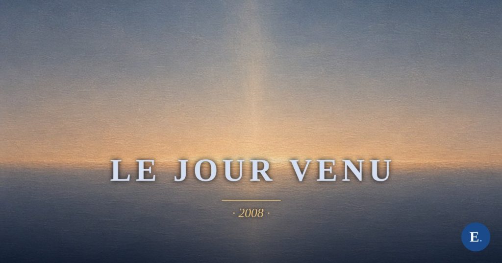 « Le jour venu », Emirelo (2008) — la carte-titre du poème : un lever de jour peint, outremer et gris acier, une fine bande d’or à l’horizon traversée par une colonne de lumière verticale. Il y a a toutes ces réponses où tu es la seule question. Je perce mon ballon d’envie, notre envol sera pour plus tard. Vers le temps de l’amour à vivre infiniment je n’y serai plus moi mais une autre partie de toi. Des convulsions de l’absence, je vais renaitre sans inquiétude pour être toi, cet infime toi, ce toujours toi. Même sec mon coeur saignera à nouveau pour nos instants pour être nous, cet infime nous, ce toujours nous. Alors je me stoppe, je nous incruste au vide, nous en ressortirons plus beaux encore le jour venu de l’univers. A me rendre aveugle je suis le regard celui du chemin ou je t’attends en espérant que tu reviennes le jour venu de l’univers. En l’attendant, j’essaie d’oublier que je crève de mes yeux seuls et que je t’aime de cette force qui ne comprend pas.