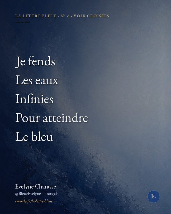 Carte du poème d'Evelyne Charasse sur fond de vague bleue.